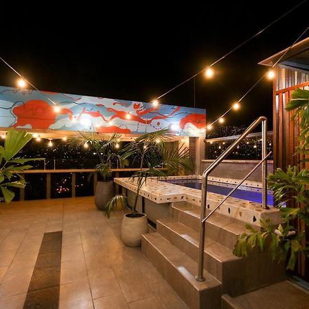 Inverso Cl 47 Coliving Medellín Eksteriør billede