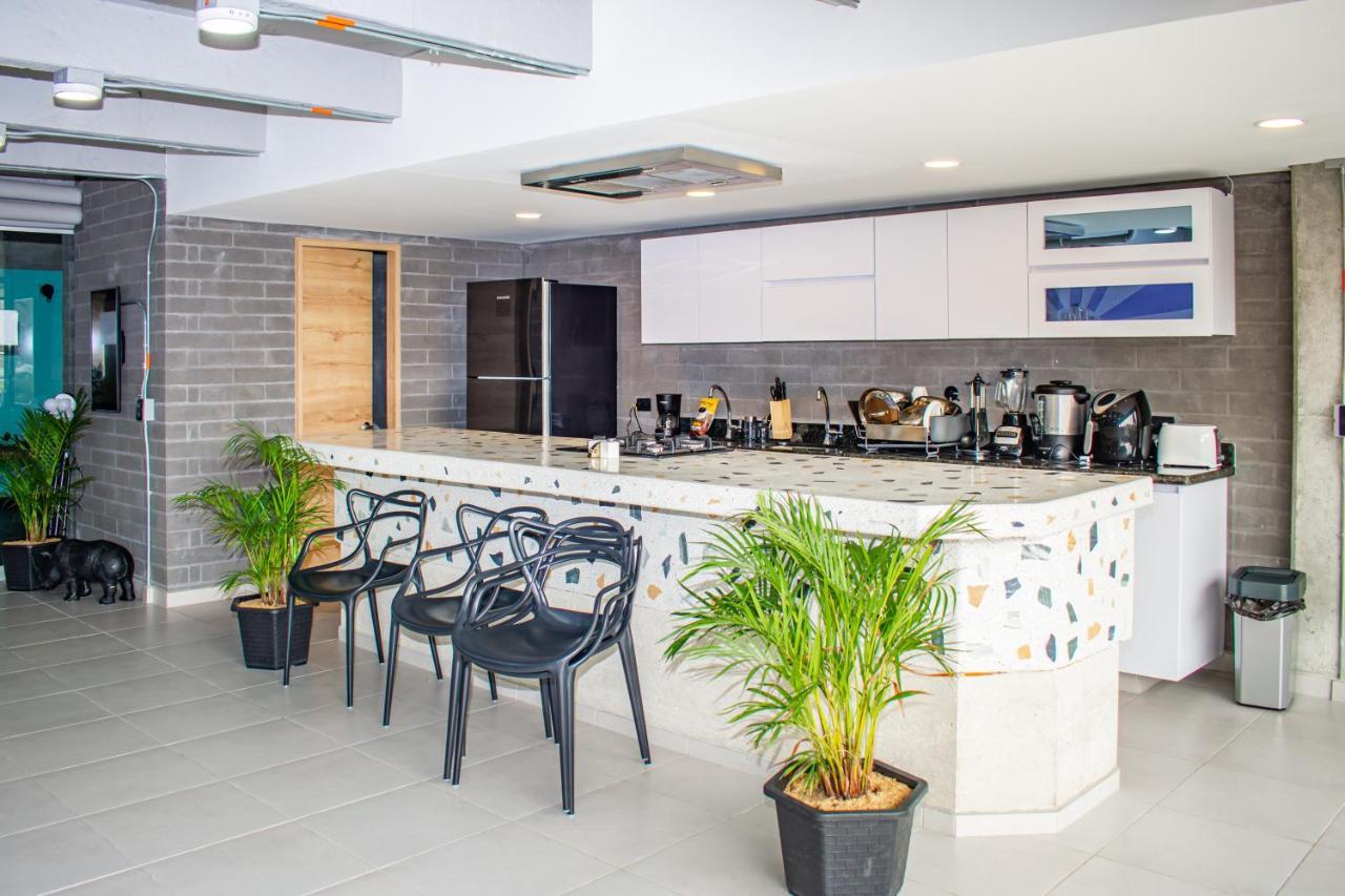 Inverso Cl 47 Coliving Medellín Eksteriør billede
