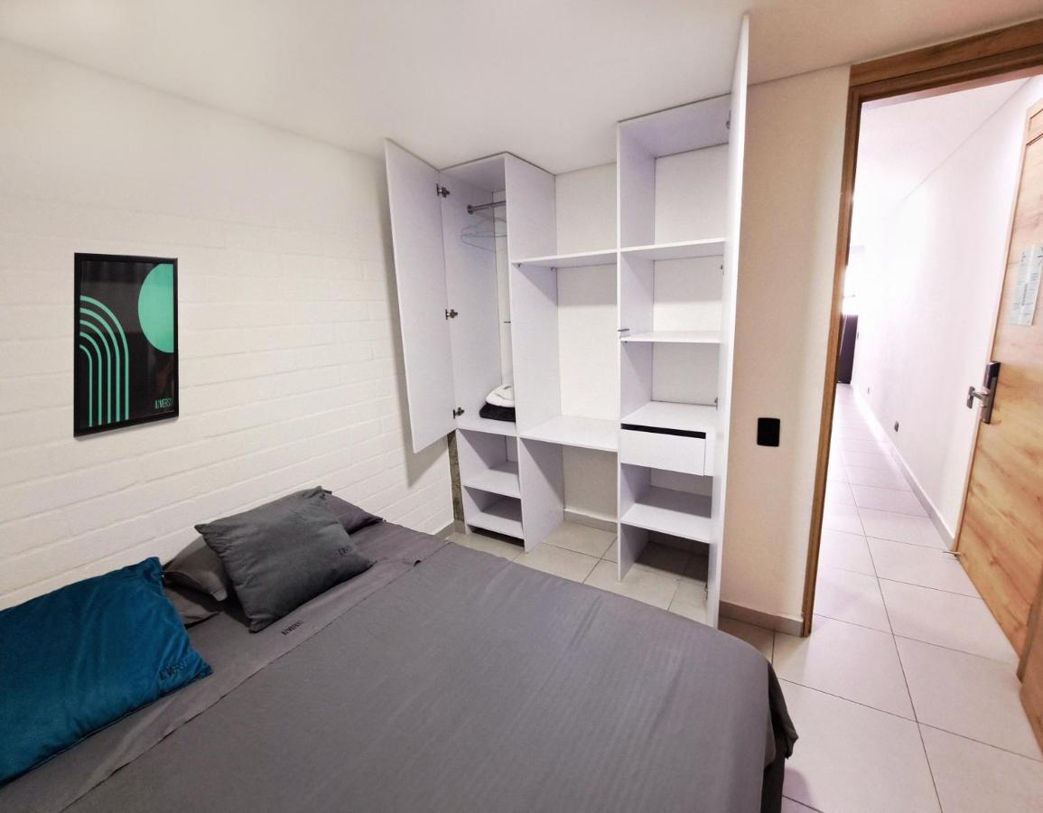 Inverso Cl 47 Coliving Medellín Eksteriør billede