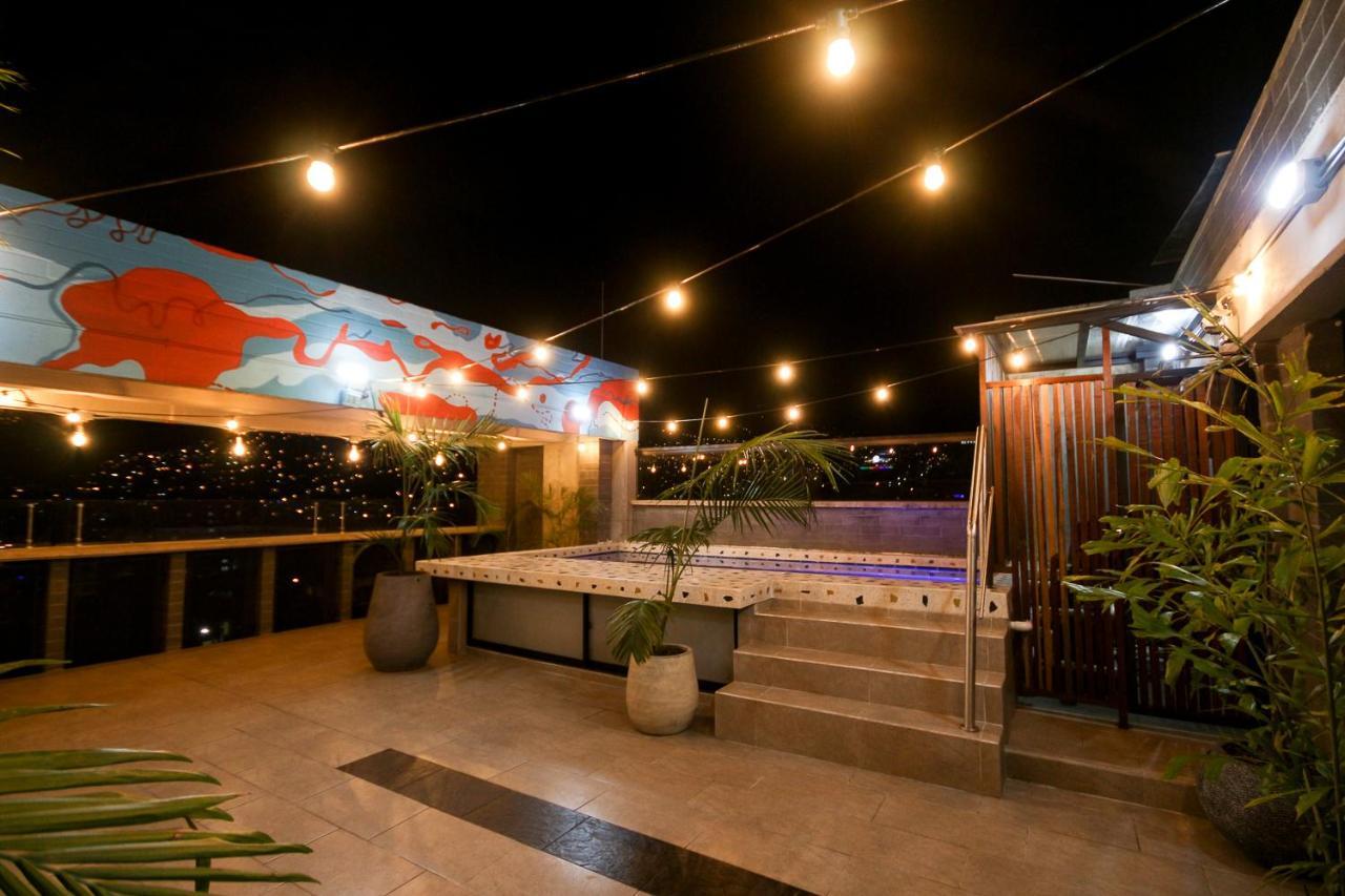 Inverso Cl 47 Coliving Medellín Eksteriør billede